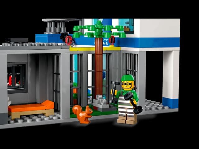 Police Station - Image 10
