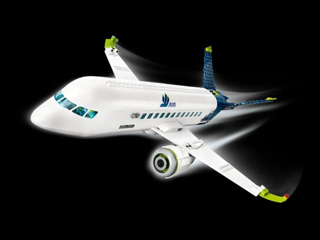Passenger Airplane - Image 9