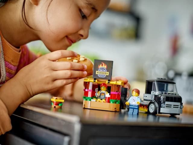Burger Truck - Image 3