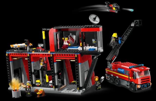 Fire Station with Fire Truck - Image 7