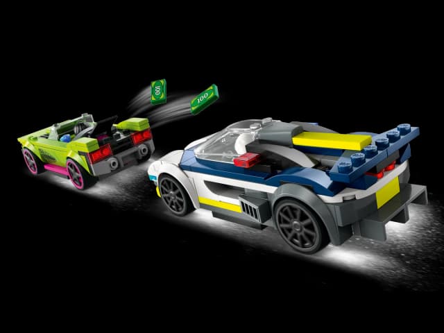 Police Car and Muscle Car Chase - Image 2