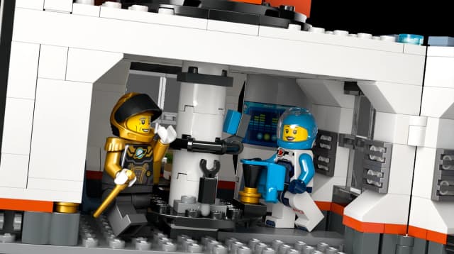 Space Base and Rocket Launchpad - Image 10
