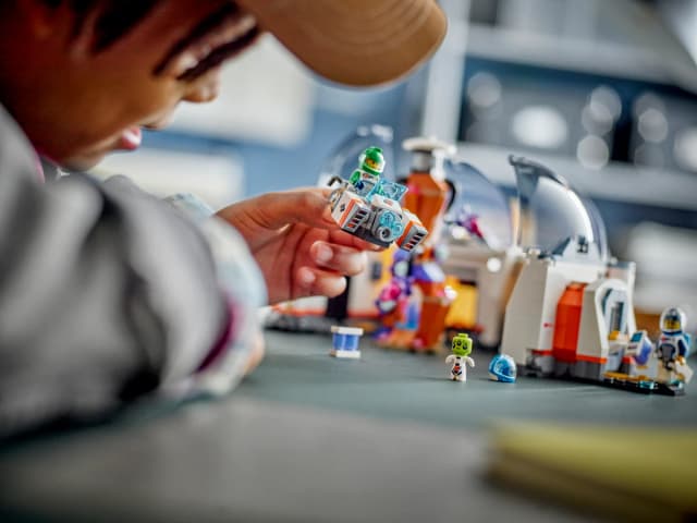 Space Science Lab - Image 8