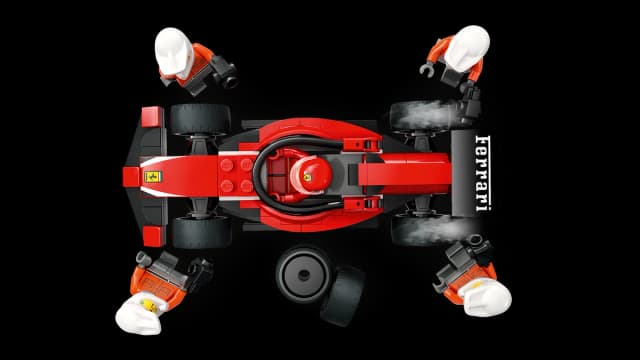F1® Pit Stop & Pit Crew with Ferrari Car - Image 9