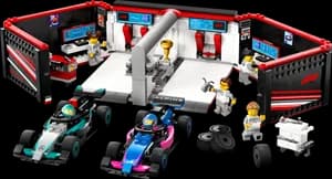 F1® Garage & Mercedes-AMG & Alpine Cars
