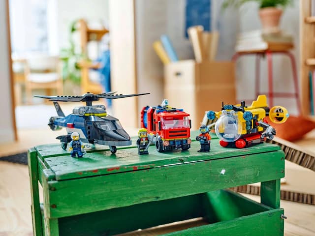 Helicopter, Fire Truck & Submarine Remix - Image 6
