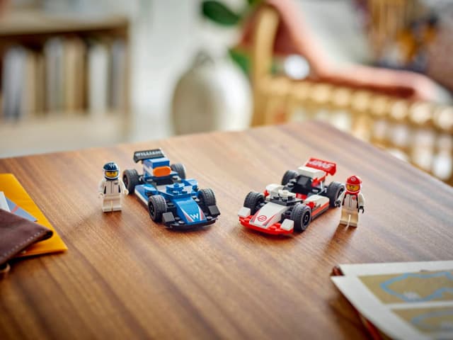 F1® Williams Racing & Haas F1® Race Cars - Image 3
