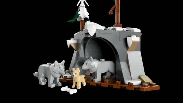 Arctic Explorer Science Lab Truck - Image 9