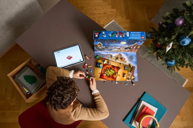 Advent Calendar 2025 - Image 11