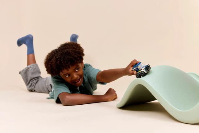 Rides – Police Truck - Image 5