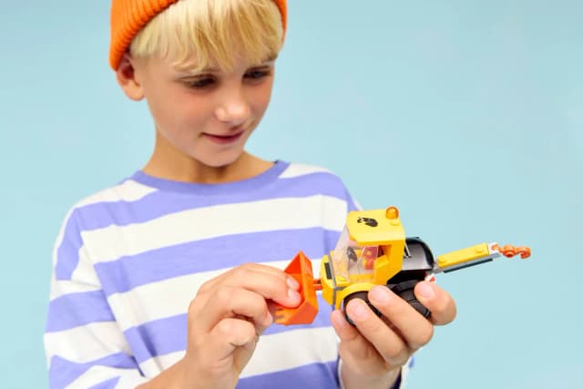 Rides – Construction Loader - Image 4