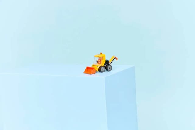 Rides – Construction Loader - Image 6