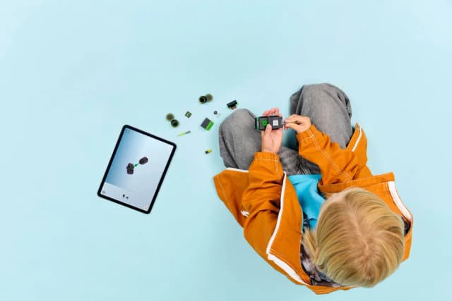 Rides – Gaming Race Car - Image 3