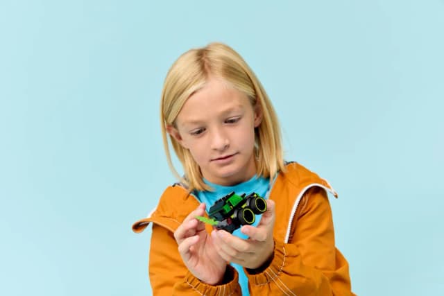 Rides – Gaming Race Car - Image 6