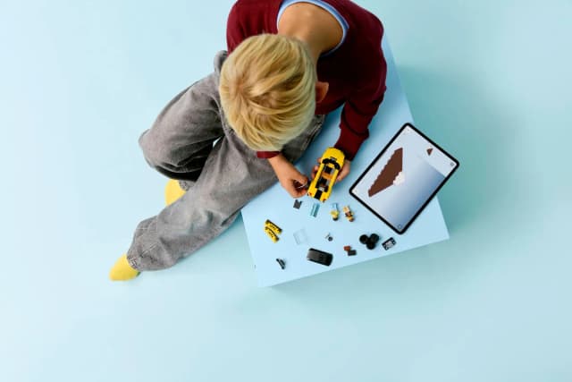 Yellow Taxi - Image 3