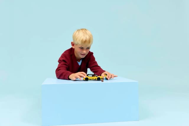 Yellow Taxi - Image 6