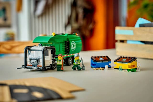 Recycling Truck - Image 6