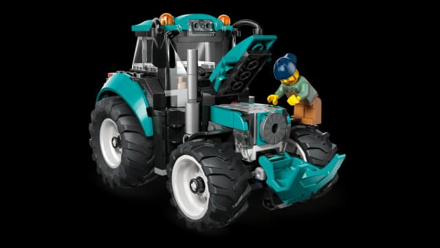 Tractor - Image 10