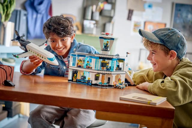 Airport with Airplane - Image 5