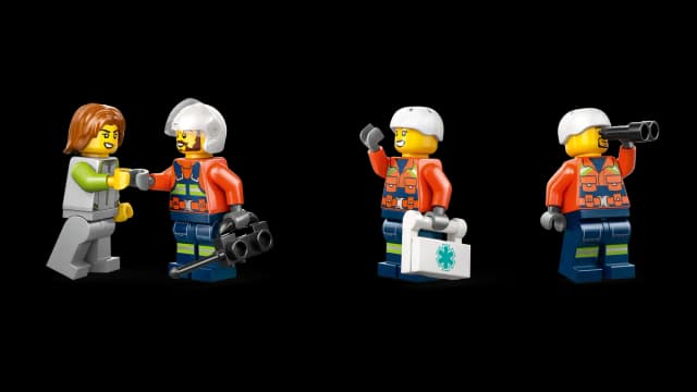 Coast Guard Helicopter - Image 9