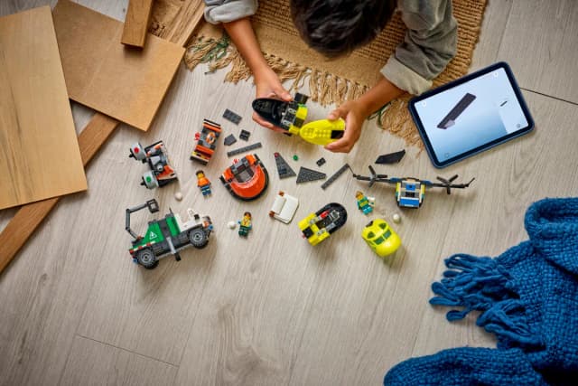 Airplane, Service Truck & Hovercraft Remix - Image 3