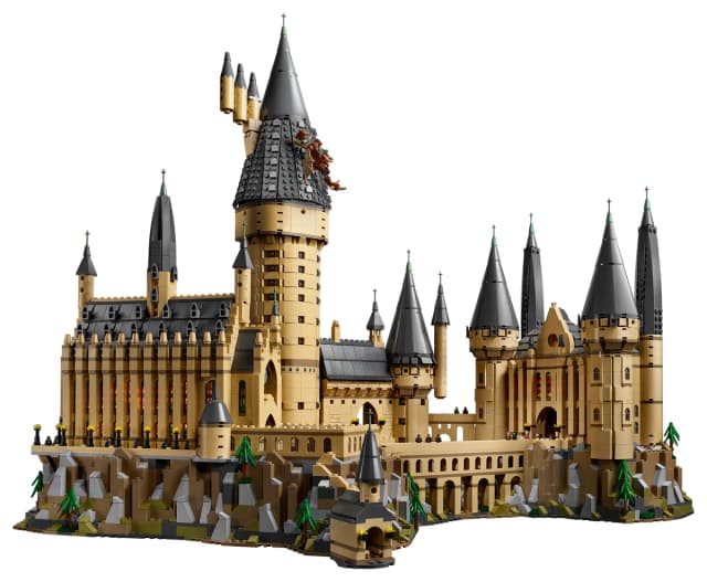 Hogwarts™ Castle - Image 18