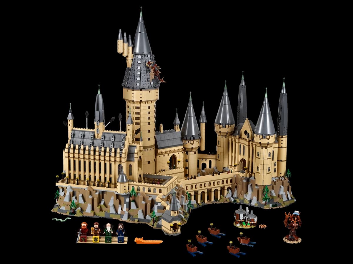 Hogwarts™ Castle