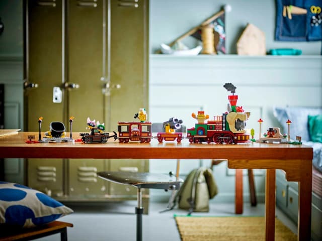 The Bowser Express Train - Image 3