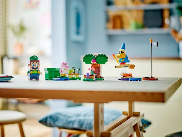 Adventures with Interactive LEGO® Luigi™ - Image 5