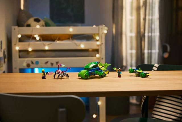 Mateo and the Z-Blob Action Race Car - Image 3