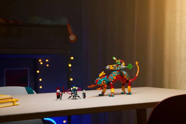 Mateo's Fire Chameleon - Image 6
