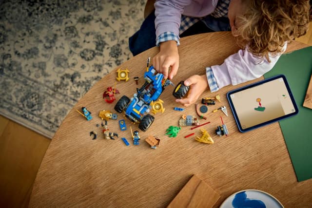 Jay's Transforming Car - Image 3