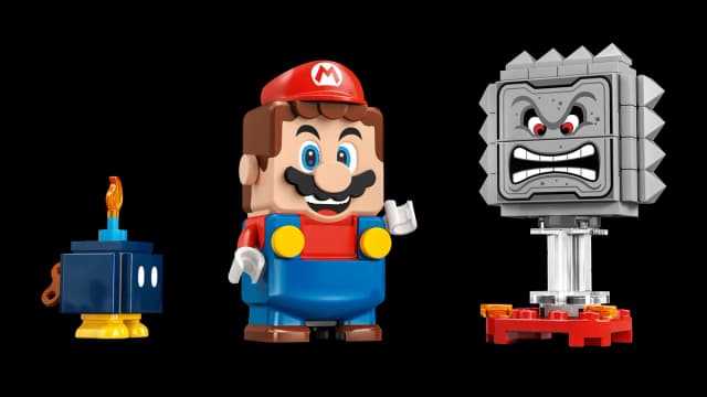 Mario Kart™ – Interactive LEGO® Mario™ & Standard Kart - Image 4