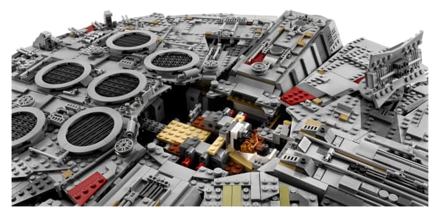Millennium Falcon™ - Image 12