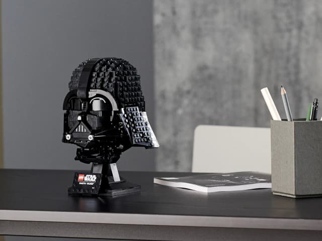 Darth Vader™ Helmet - Image 3