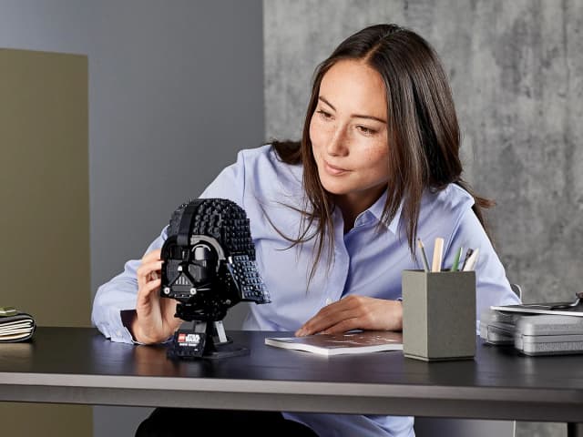 Darth Vader™ Helmet - Image 6
