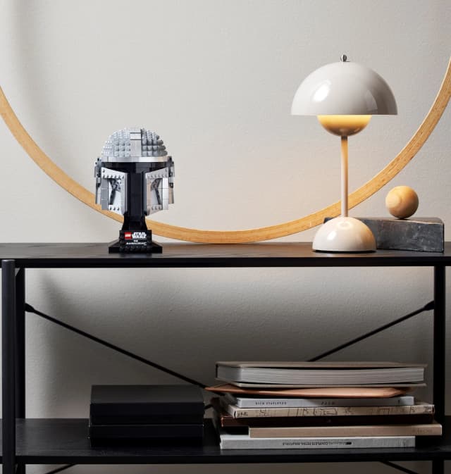 The Mandalorian™ Helmet - Image 6