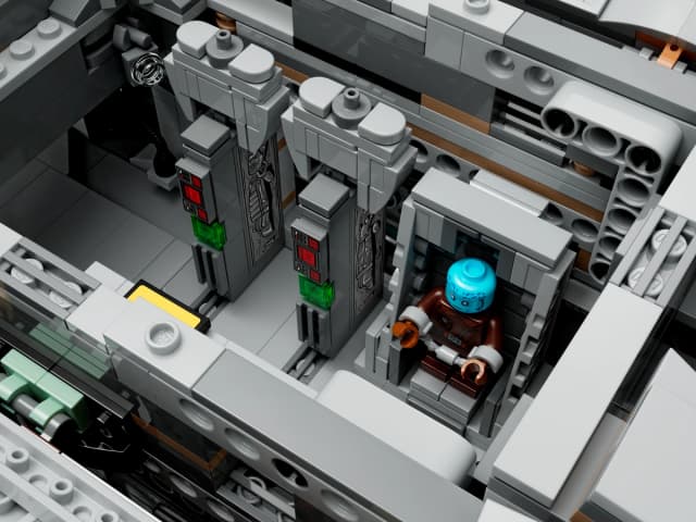 The Razor Crest™ - Image 15