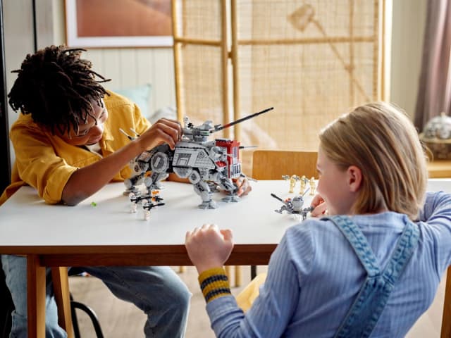 AT-TE™ Walker - Image 3