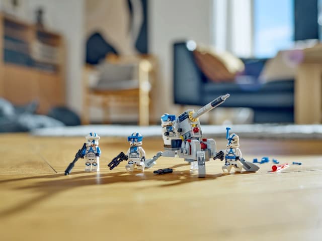 501st Clone Troopers™ Battle Pack - Image 2