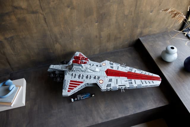 Venator-Class Republic Attack Cruiser™ - Image 5