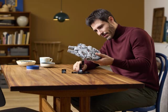 Millennium Falcon™ - Image 2