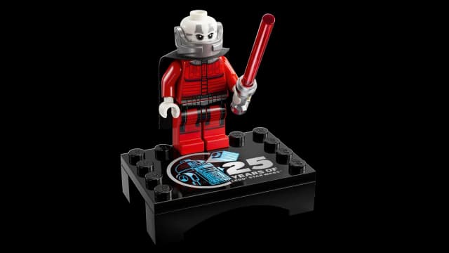 R2-D2™ - Image 7