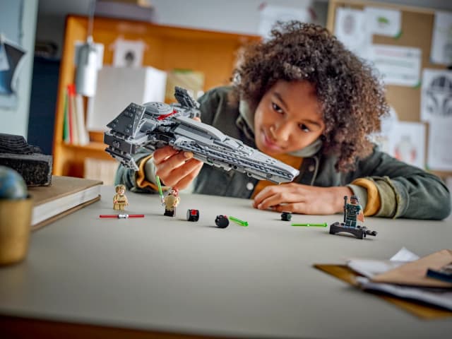 Darth Maul's Sith Infiltrator™ - Image 4