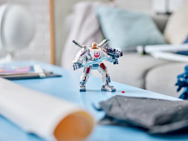 Luke Skywalker™ X-Wing™ Mech - Image 8