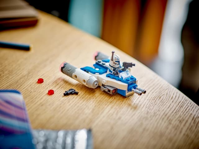 Captain Rex™ Y-Wing™ Microfighter - Image 8