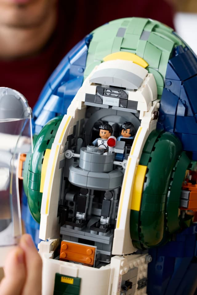 Jango Fett's Firespray-Class Starship - Image 13