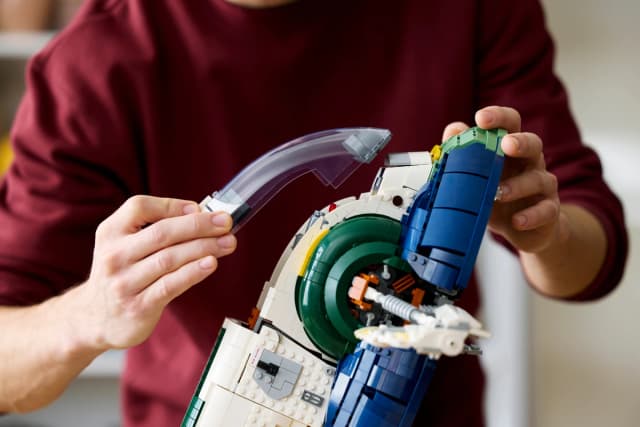 Jango Fett's Firespray-Class Starship - Image 12