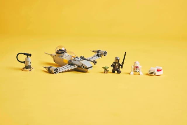 Mando and Grogu's N-1 Starfighter™ - Image 4