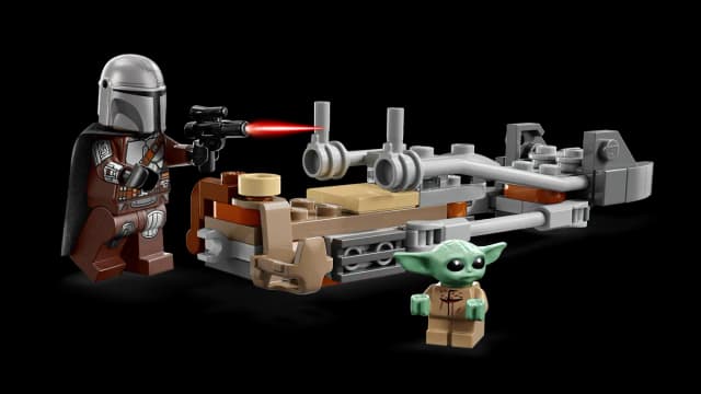 The Mandalorian & Grogu's Speeder Bike™ - Image 10